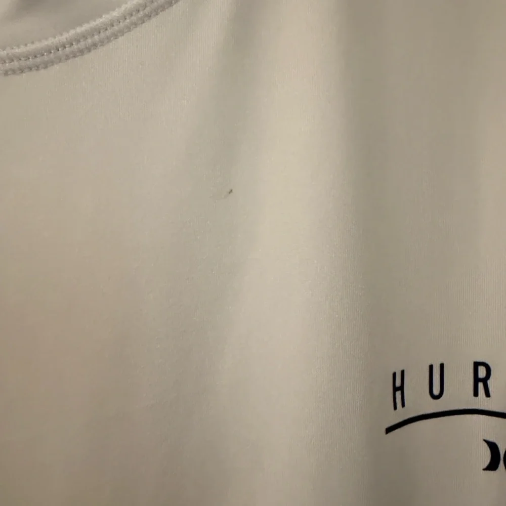 Hurley Men's Classic White Long Sleeve Tee - Picture 5 of 7